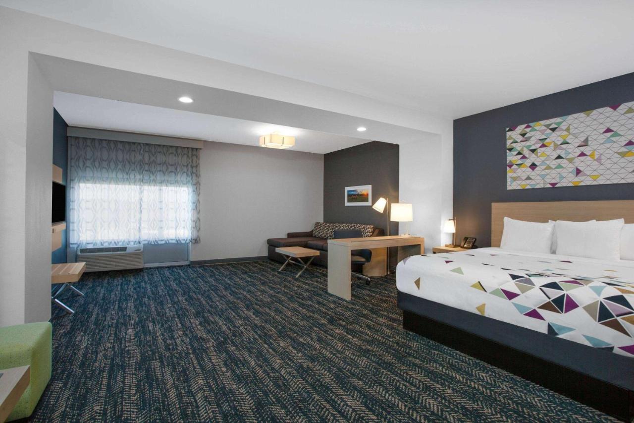 La Quinta Inn & Suites By Wyndham Manassas, Va- Dulles Airport Екстер'єр фото